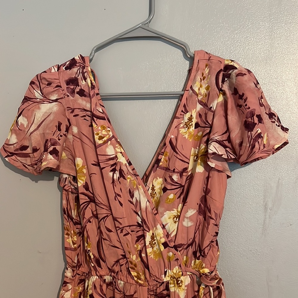 Floral pant/Romper - Picture 2 of 3